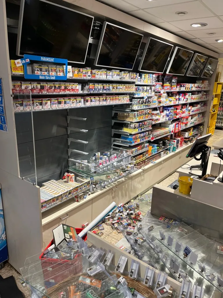 Blitzeinbruch in Supermarkt: Zigaretten im Wert von Tausenden gestohlen