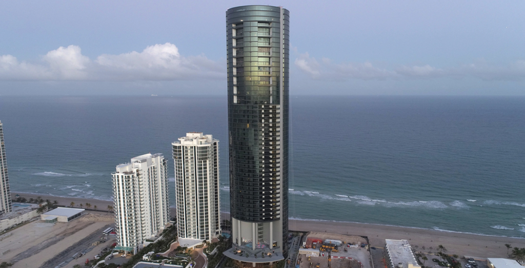 Luxus am Abgrund: Porsche Design Tower sinkt schneller als gedacht