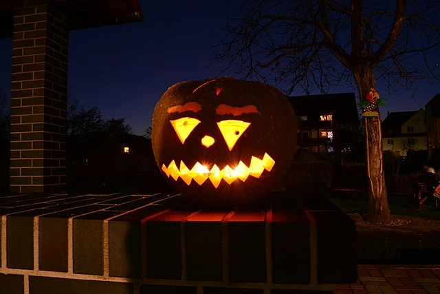 Der perfekte Trick für länger haltbare Kürbisse an Halloween