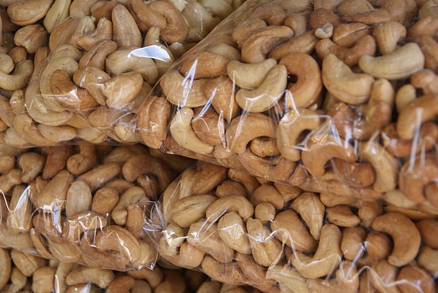 Stressfrei durch Cashews: Das Geheimnis von 6 Cashews vor dem Schlafengehen