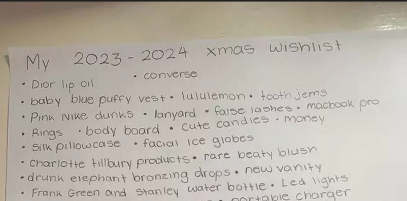 Von Dior bis MacBook: Die extravagante Weihnachtsliste einer 13-Jährigen
