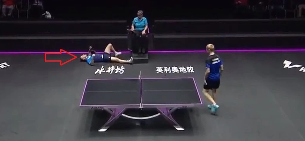 Absolut unglaublich: Tischtennisspieler begeistern die Zuschauer in Frankfurt mit einem atemberaubenden Ballwechsel