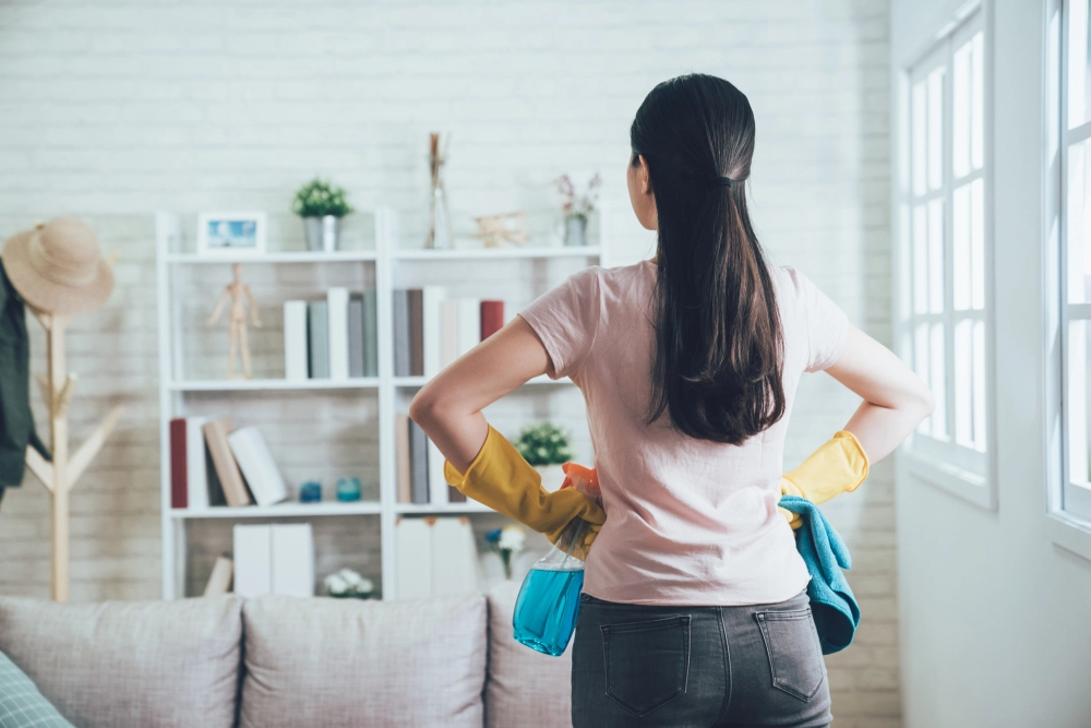 Cleverer Putzplan für Alleinlebende: Wie oft Sie wirklich putzen sollten