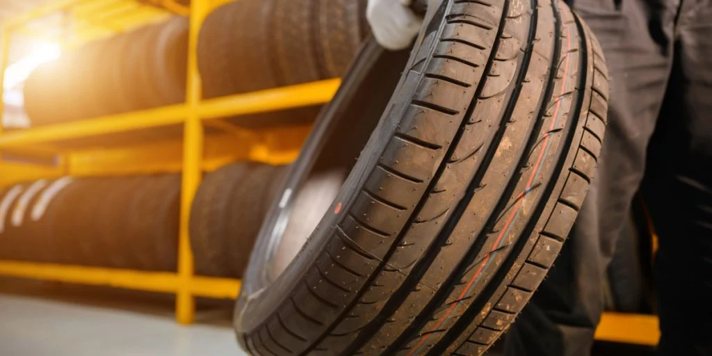Rückruf von Apollo Tyres: Tausende Autoreifen wegen Sicherheitsrisiko betroffen