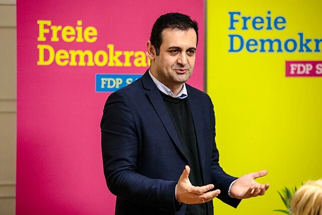 FDP-Generalsekretär fordert Stopp des Bürgergelds für ukrainische Flüchtlinge