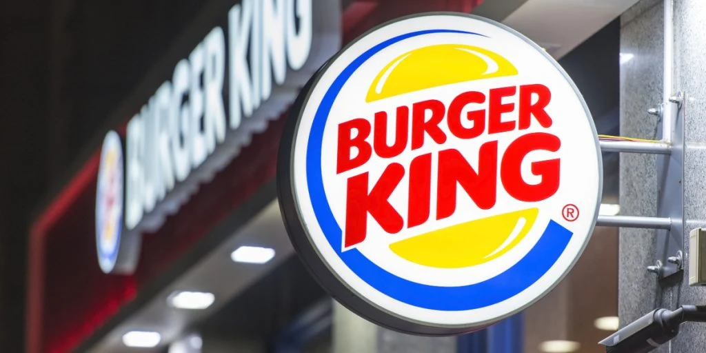 Peinlicher Fauxpas bei Burger King: Stadt lacht über skurrilen Schreibfehler