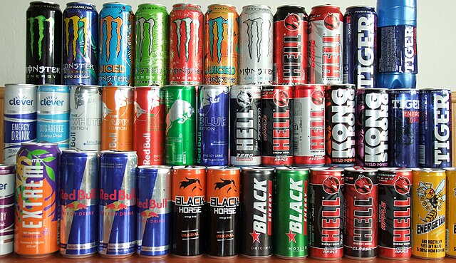 Mehr Zucker als Cola, mehr Koffein als Kaffee – die „gefährlichen“ Energy-Drinks, von denen britische Jugendliche abhängig sind