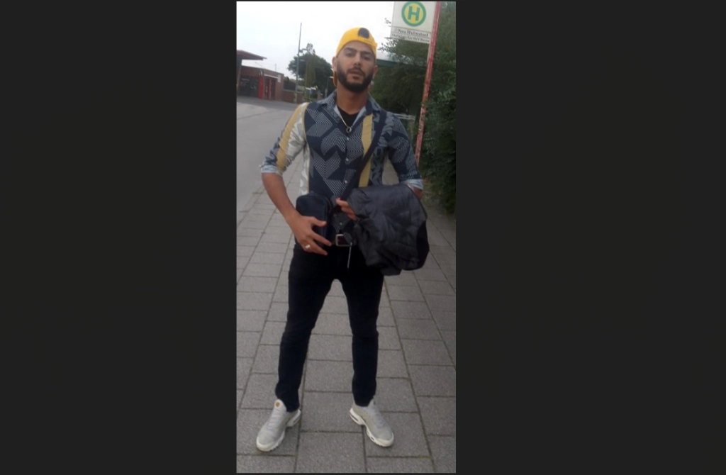 Polizei Hamburg sucht nach Verdächtigem: Fahndung nach tödlichem Balkonsturz