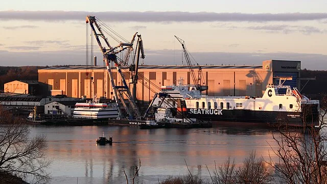 Zwangsversteigerung ohne Käufer: Werften in Flensburg und Rendsburg weiter in der Schwebe