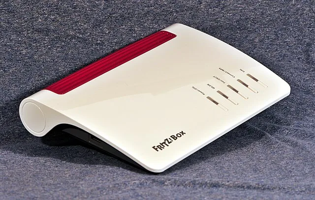 Probleme mit der FritzBox 7590: Nutzer müssen neue Router kaufen