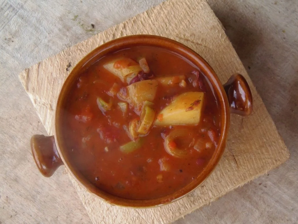 Gulasch neu gedacht: Der perfekte Seelenwärmer ohne Fleisch