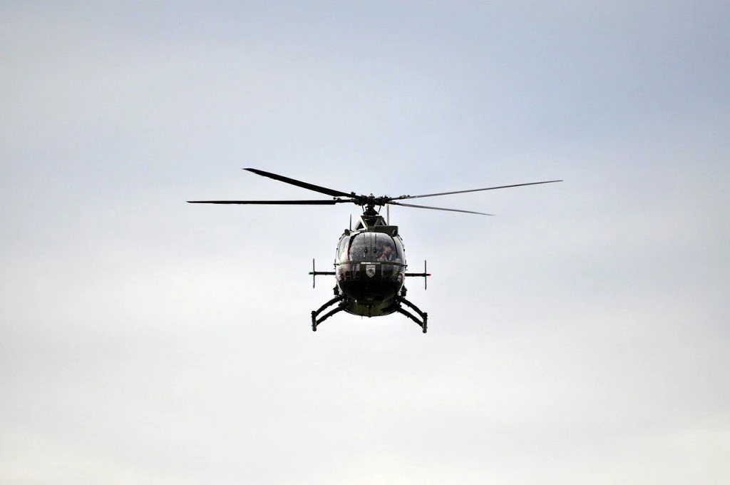 VIDEO: Ukraine zerstört 4 russische Hubschrauber bei heftigem HIMARS-Angriff
