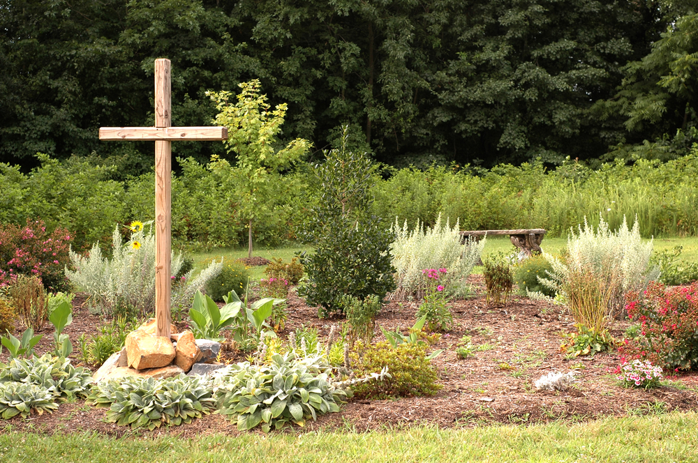 Kreuz im Garten: Warum ein Eigentümer sein Monument wieder abbauen muss