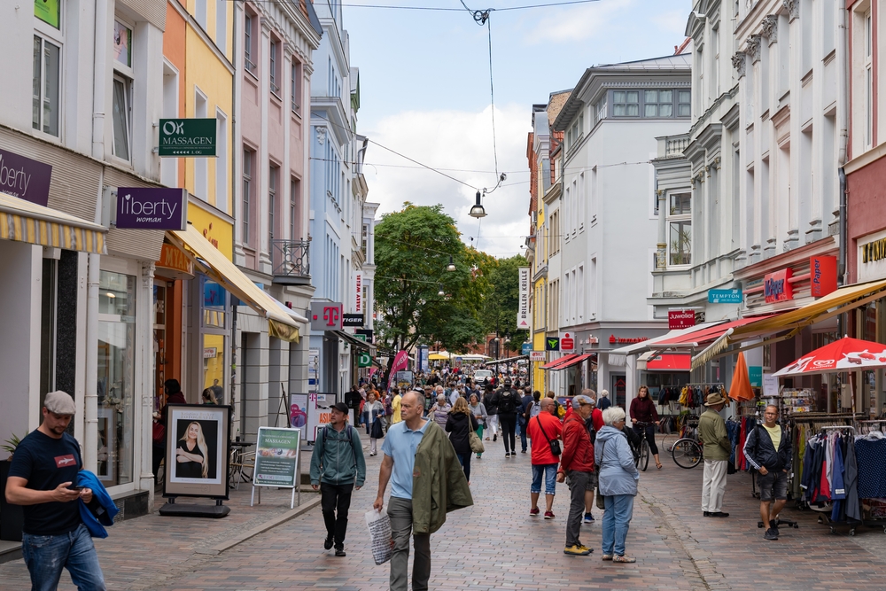Filialsterben in den Innenstädten: Weiterer Einzelhandel reduziert massiv seine Filialen