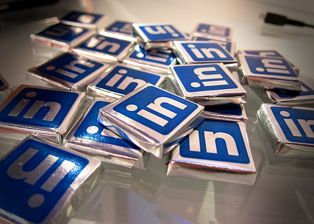 Liebe auf LinkedIn: Besser als Tinder?