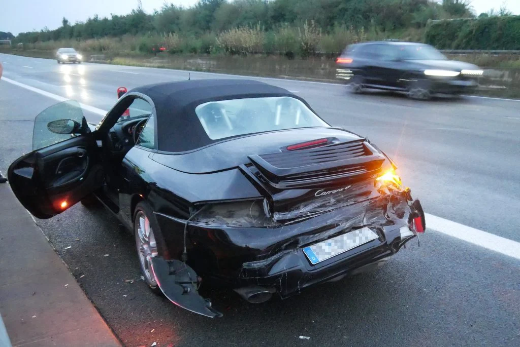 Gefahr durch Aquaplaning: Mehrere Unfälle bei Sittensen auf der A1
