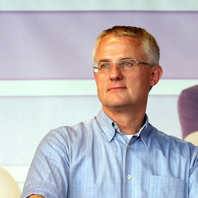 Geheimer Geldfluss: CDU-Politiker finanziert rechtsextreme Netzwerke