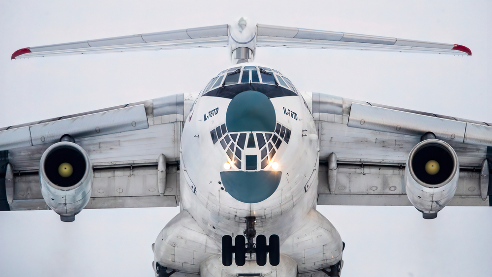 Geheimnisvolle Vorfälle vor Flugzeugcrash: Was verschweigt Russland?