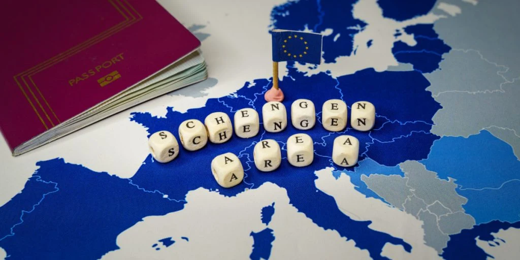 Zwei Länder treten Europas Schengen-Reisezone bei – was das für den Urlaub bedeutet