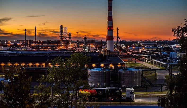 Washington fordert ein Ende der ukrainischen Angriffe auf russische Energieanlagen