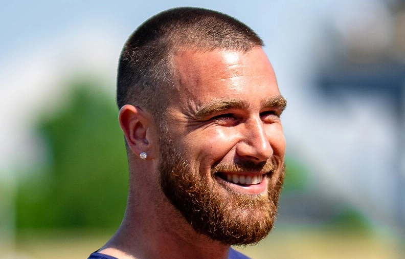 Travis Kelce im Zentrum von Body-Shaming im Internet