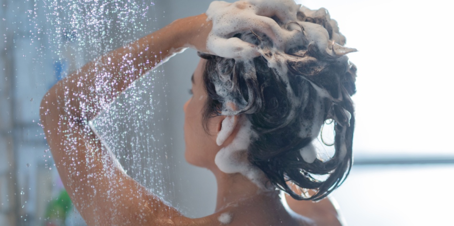 Vermeiden Sie häufige Fehler: So waschen Sie Ihre Haare richtig