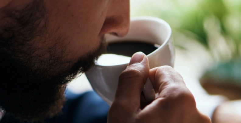 Immer noch müde nach dem Kaffee? Hier erfahren Sie, warum Koffein bei Ihnen nicht wirken könnte