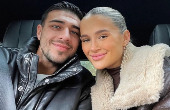 Trennung bei Molly-Mae und Tommy Fury: Ex-„Love Island“-Teilnehmerin „zutiefst erschüttert“ über das Ende ihrer Verlobung
