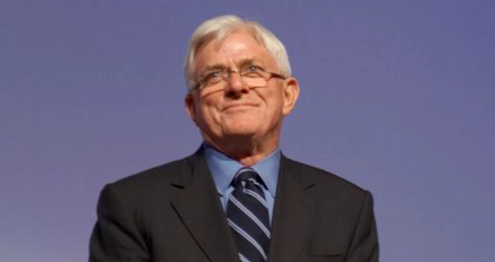 Phil Donahue, Ikone des amerikanischen Tagesfernsehens, stirbt mit 88 Jahren