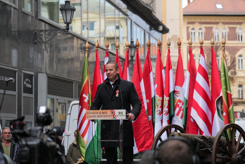 Ungarischer Parteivorsitzender beansprucht Transkarpatien, falls die Ukraine zusammenbricht