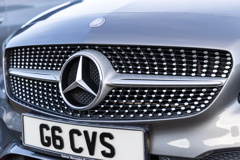 Mercedes startet dringenden Rückruf: Brandgefahr bei 75.000 Fahrzeugen