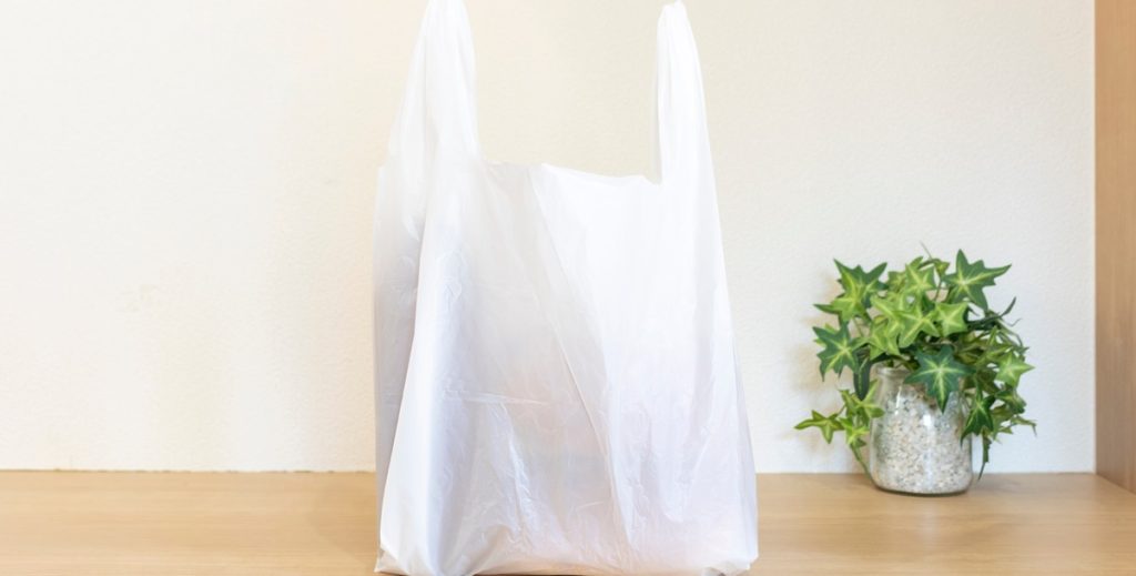 Das Verbot von kostenlosen Plastiktüten hatte möglicherweise den gegenteiligen Effekt