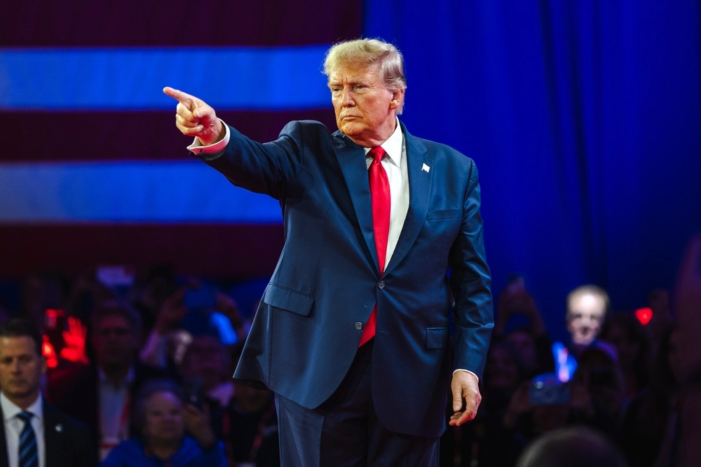 Rumänischer Journalist vergleicht Trump mit Hitler