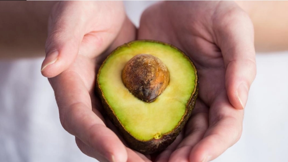 So sollten Sie Ihre Avocado auf keinen Fall lagern: Es könnte Ihrer Gesundheit schaden