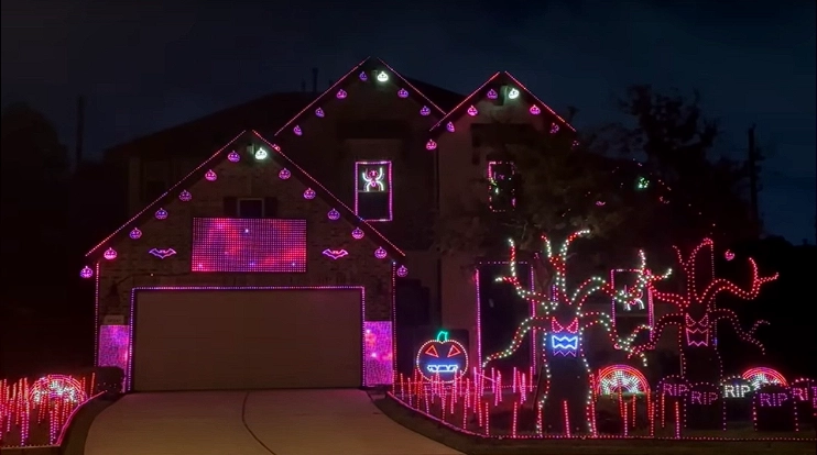 Dieses Unglaubliche Halloween-Lichtspektakel Wird Sie Sprachlos Machen