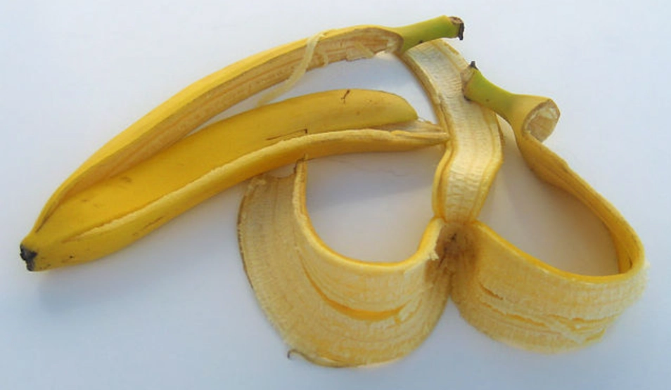 Nur wenige wissen das: Bananenschalen können für zahlreiche geniale Dinge verwendet werden