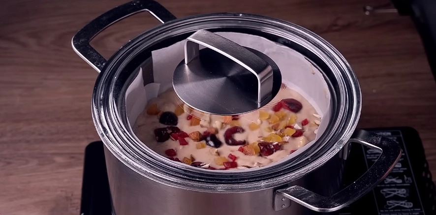 Frucht- und Nusskuchen: Keine Eier oder Ofen benötigt