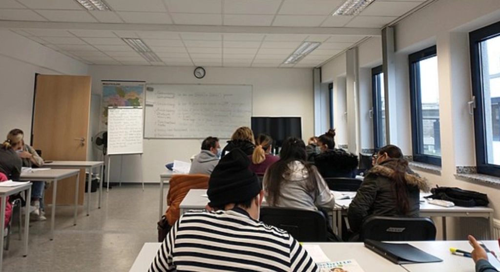 Studenten fordern Millionen in Klage wegen 90 Sekunden zu früh beendetem Hochschulzulassungstest
