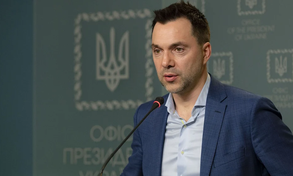 Ehemaliger Berater von Selenskyj skizziert drei Szenarien für die Ukraine im Jahr 2024