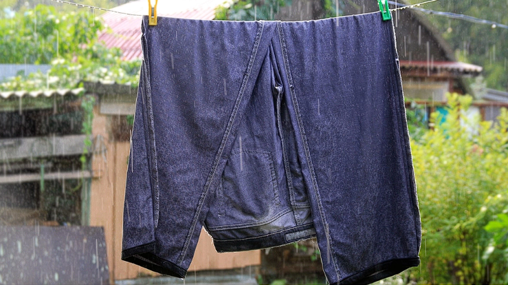 Genialer Trick: So trocknen Sie Ihre Kleidung, auch wenn es draußen regnet