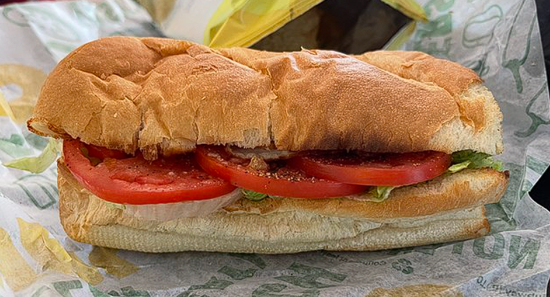 54-jähriger Kunde dreht durch bei Subway: Cassandra vergaß EINES