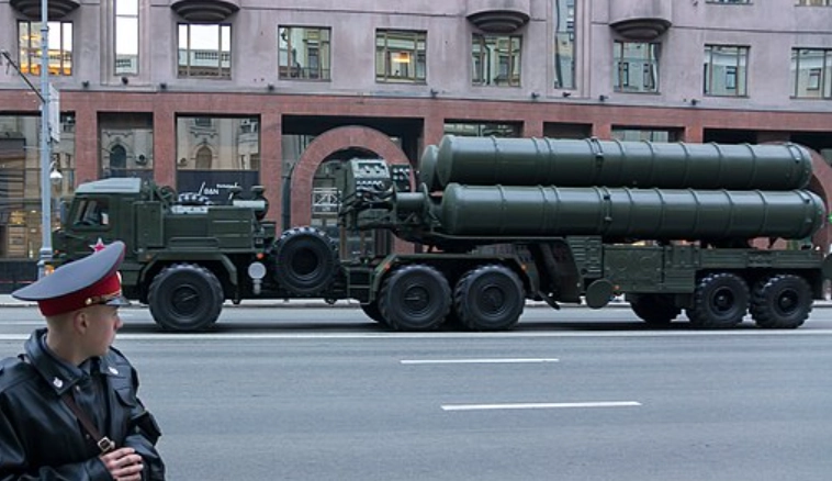 Erstmaliger Einsatz von als ‚gefährlichstes‘ von den USA bezeichnetem Waffensystem in Russland