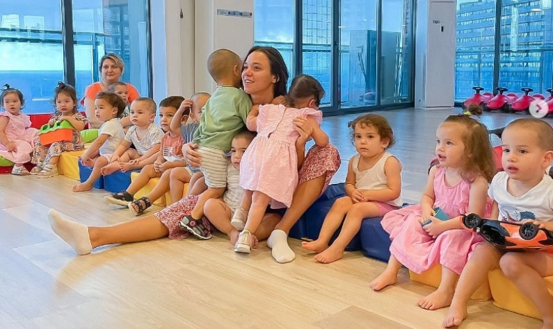 26-Jährige Mutter von 22 Kindern plant, 83 weitere zu bekommen
