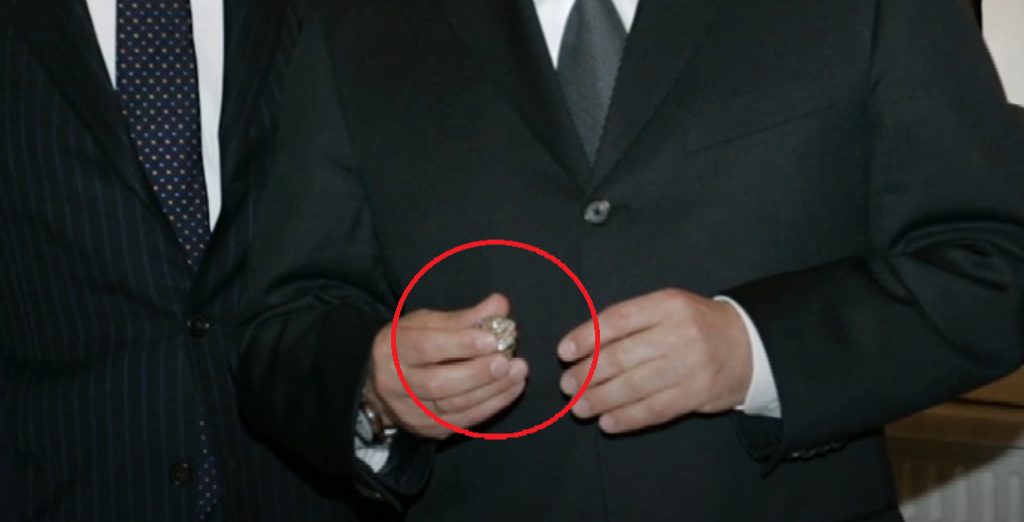 Eine Reise in die Vergangenheit: Der Grund, warum Wladimir Putin einen echten Super Bowl-Ring besitzt
