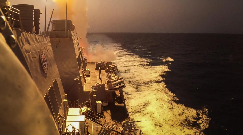Houthis greifen Handelsschiff und US-Marinezerstörer an und schwören, bis zum Ende der Kämpfe in Gaza fortzufahren