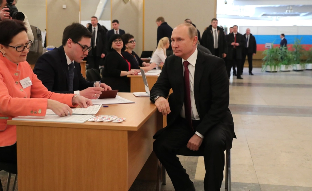 IT-Spezialisten werden Wahlergebnisse in Russland „Feinjustieren“, sagt Professor