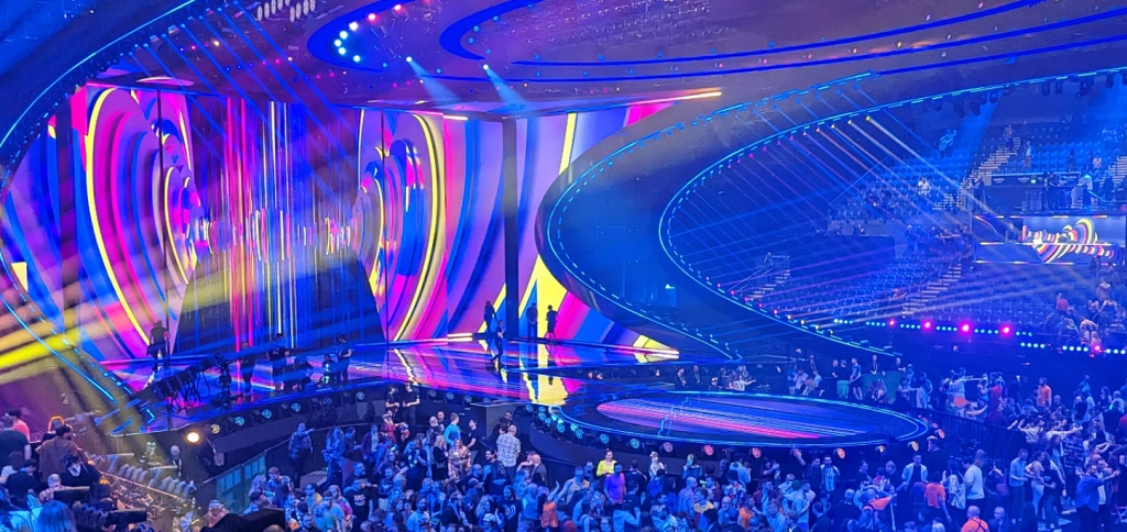 Verspätung der Eurovision-Stimmabgabe trifft nicht-teilnehmende Länder inmitten niederländischer Kontroversen