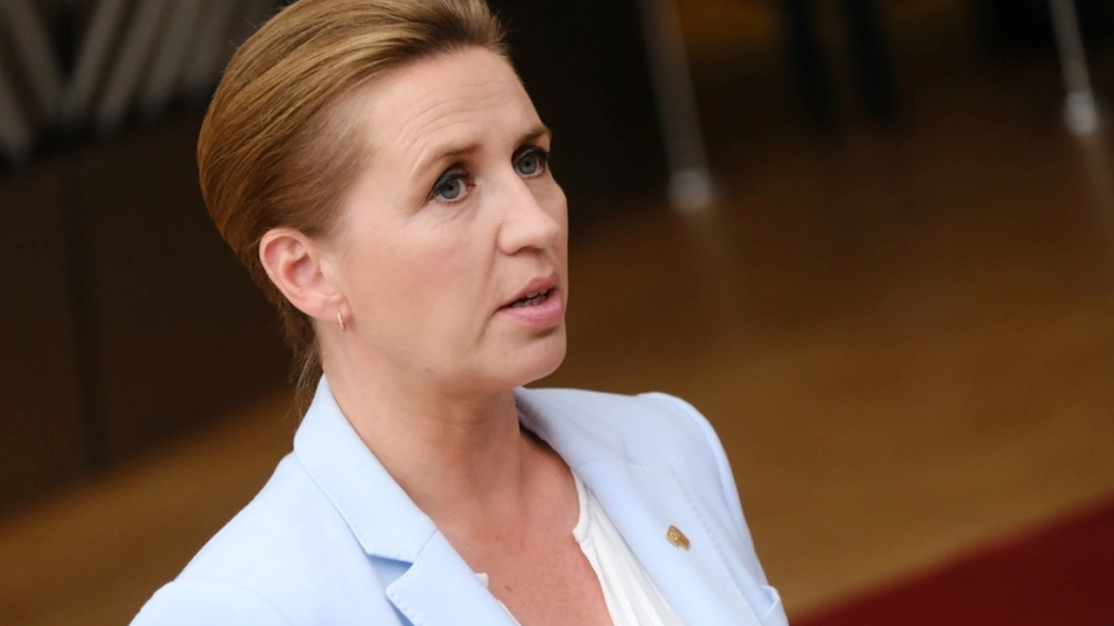 Dänische Premierministerin Mette Frederiksen erleidet Schleudertrauma nach Angriff