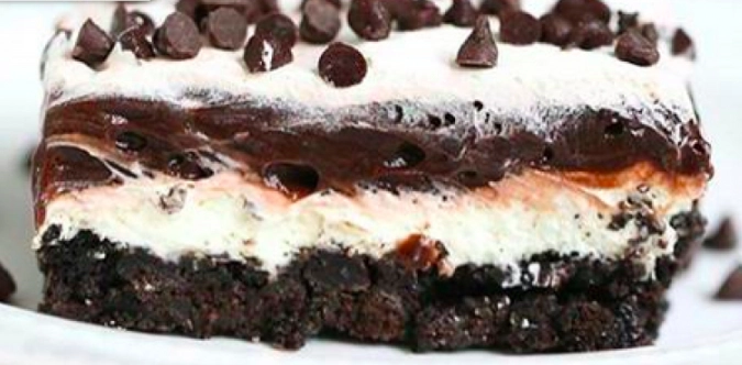 Lassen Sie alles stehen und liegen: Diese Schokoladenlasagne ist himmlisch