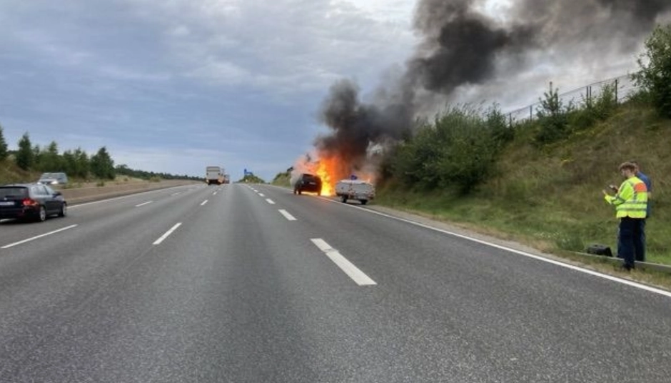 Fahrzeugbrand auf der A 4